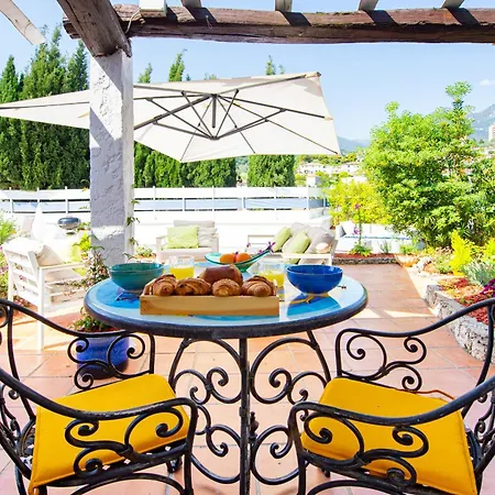 Belle Maison A Avec Jardin De Citronniers *